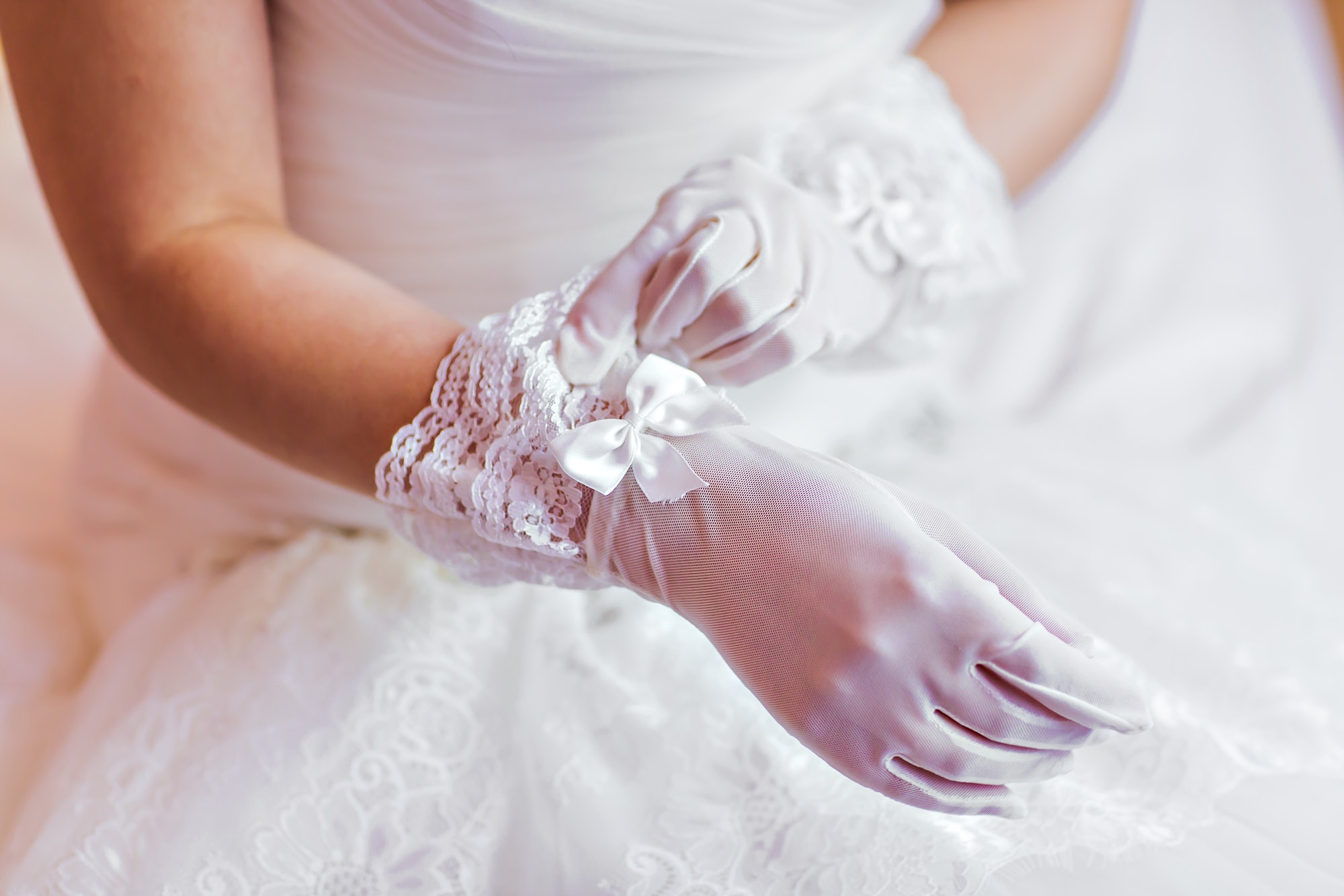 Wedding gloves