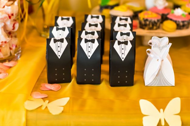 Best Edible Wedding Favors Guests Will Eat Up
